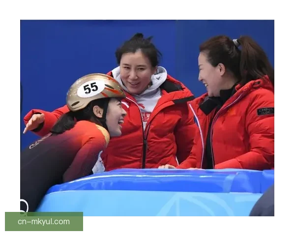 李琰率队夺得1金2铜笑谈合同